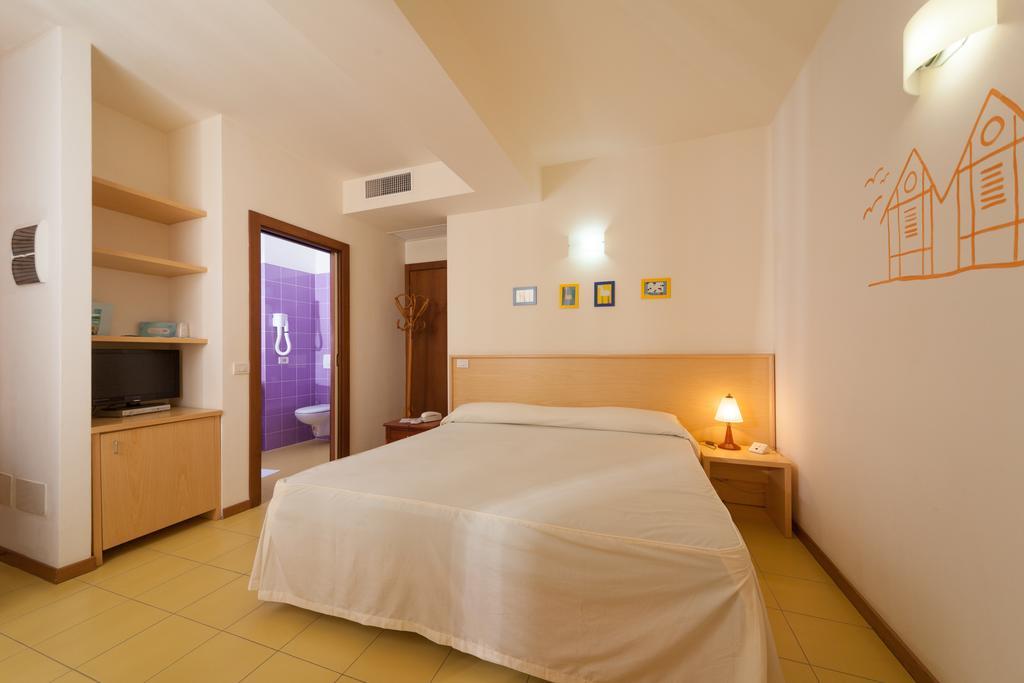 Hotel Resort Marinella Gabicce Mare Exterior foto