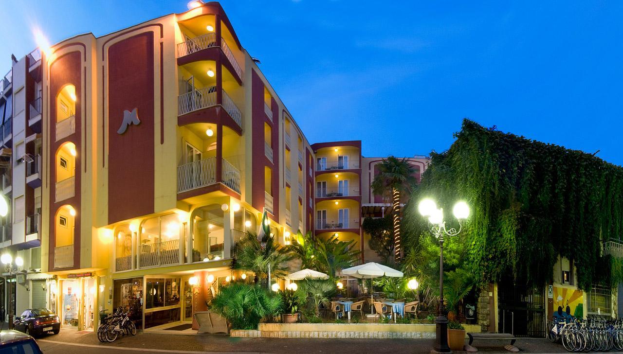 Hotel Resort Marinella Gabicce Mare Exterior foto